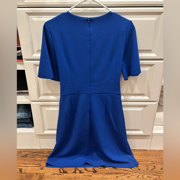 NWT Donna Morgan Flutter Sleeve Waist Tie Dress - Picture 3 of 4